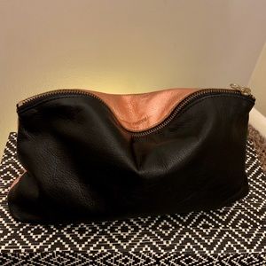 ❌SOLD❌Baggu x UO Black Copper Leather Bag